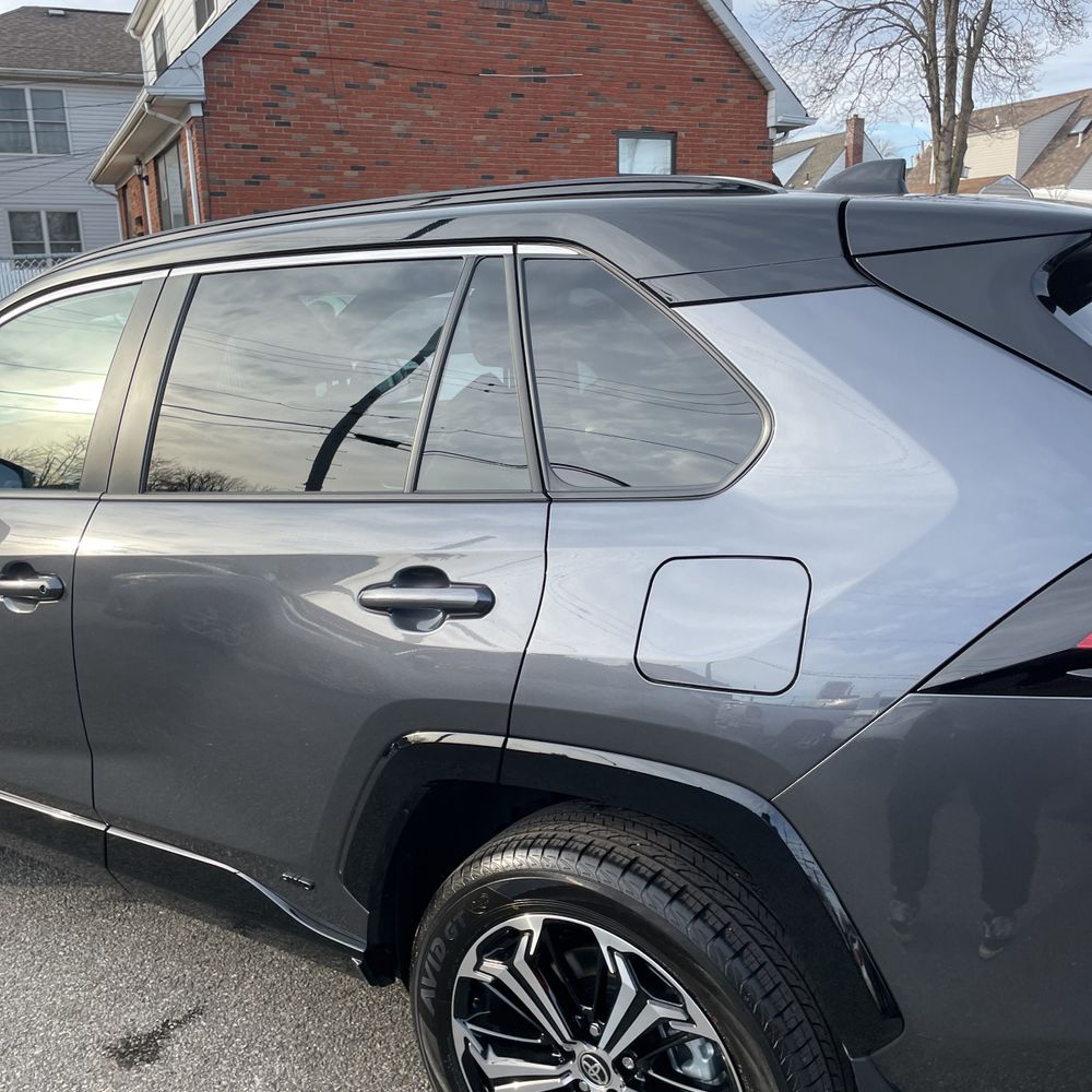 2025 Toyota RAV4 Plug-in Hybrid XSE