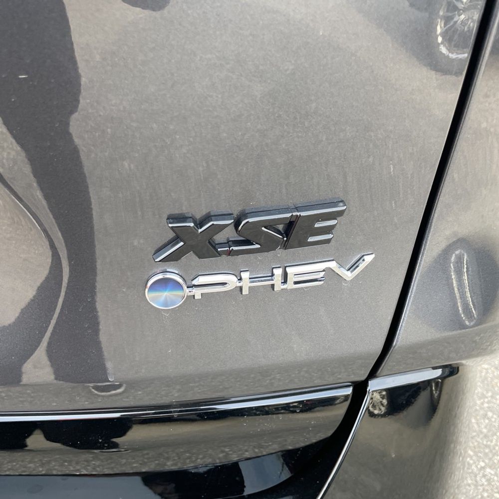 2025 Toyota RAV4 Plug-in Hybrid XSE