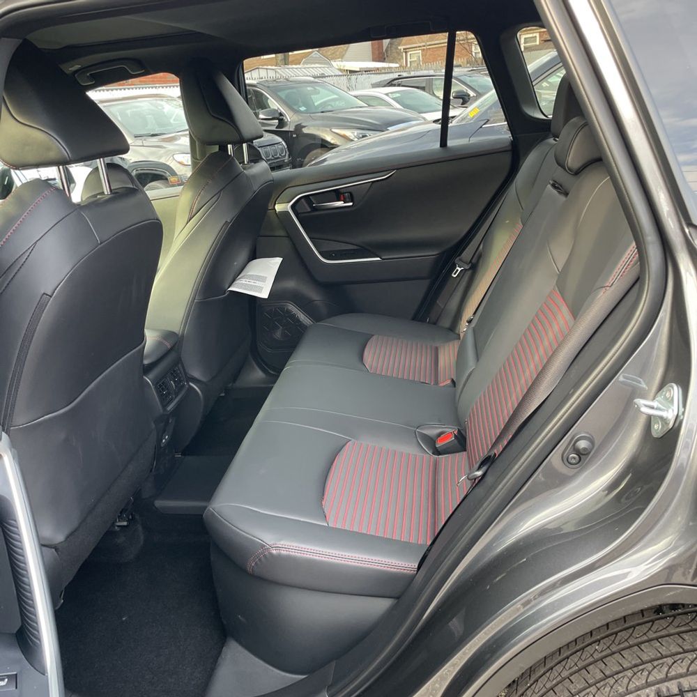 2025 Toyota RAV4 Plug-in Hybrid XSE