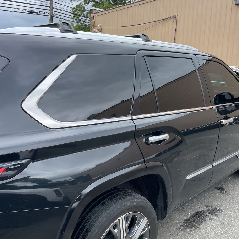 2023 Toyota Sequoia Capstone