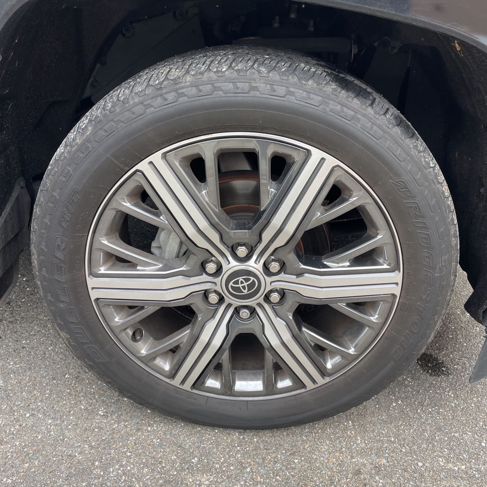 2023 Toyota Sequoia Capstone