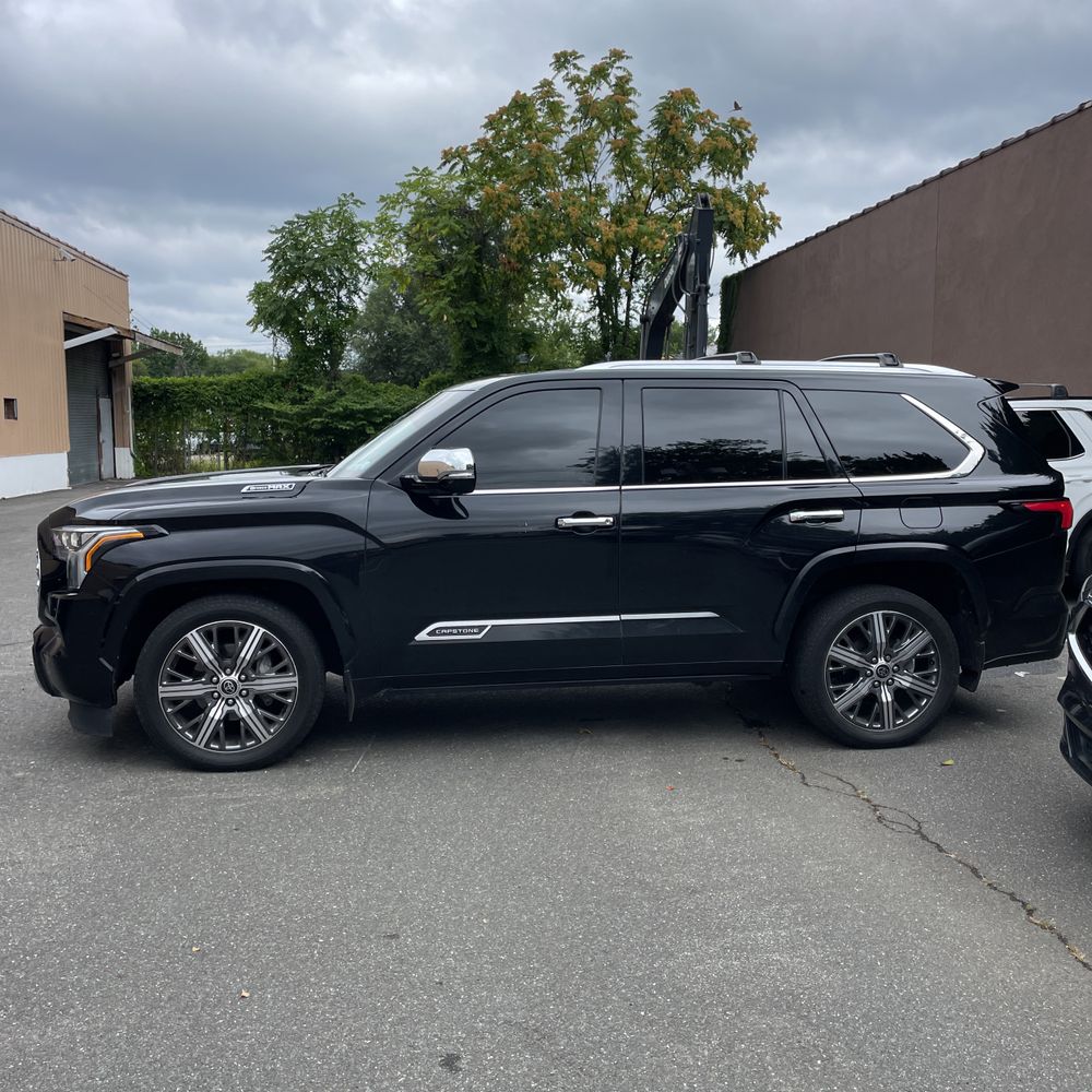 2023 Toyota Sequoia Capstone