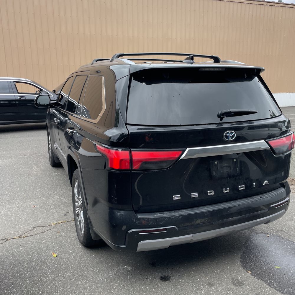 2023 Toyota Sequoia Capstone
