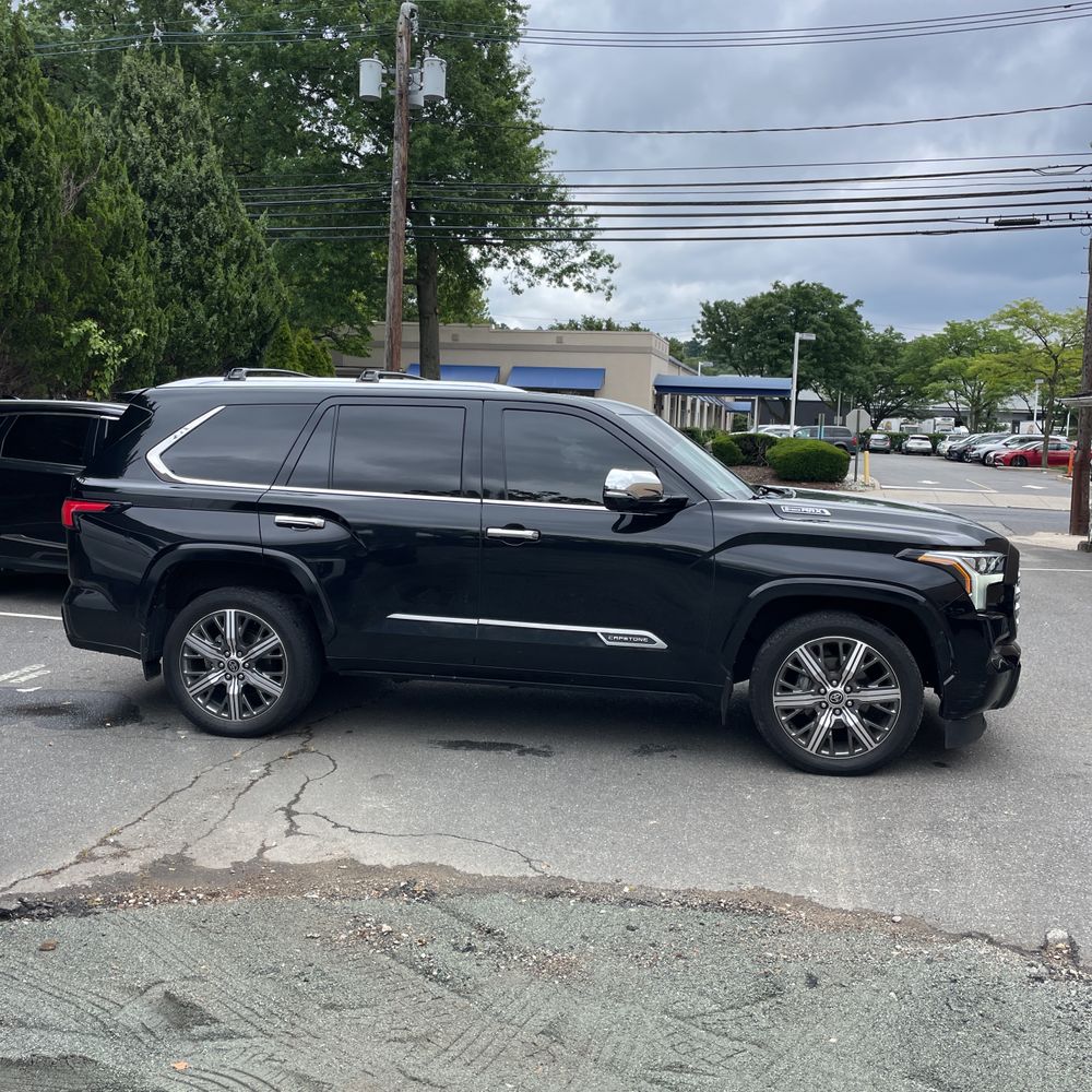 2023 Toyota Sequoia Capstone