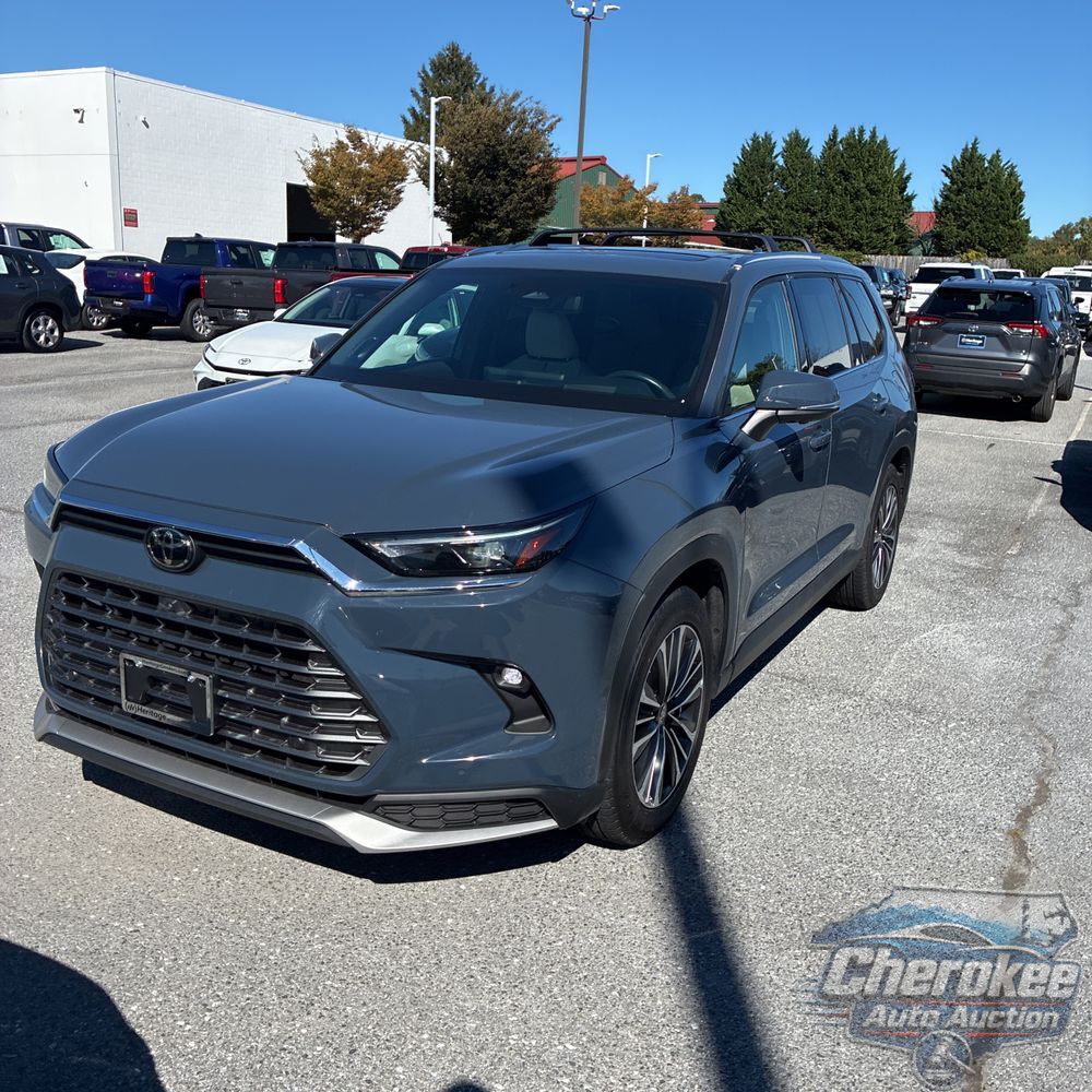 2024 Toyota Grand Highlander Hybrid MAX Platinum