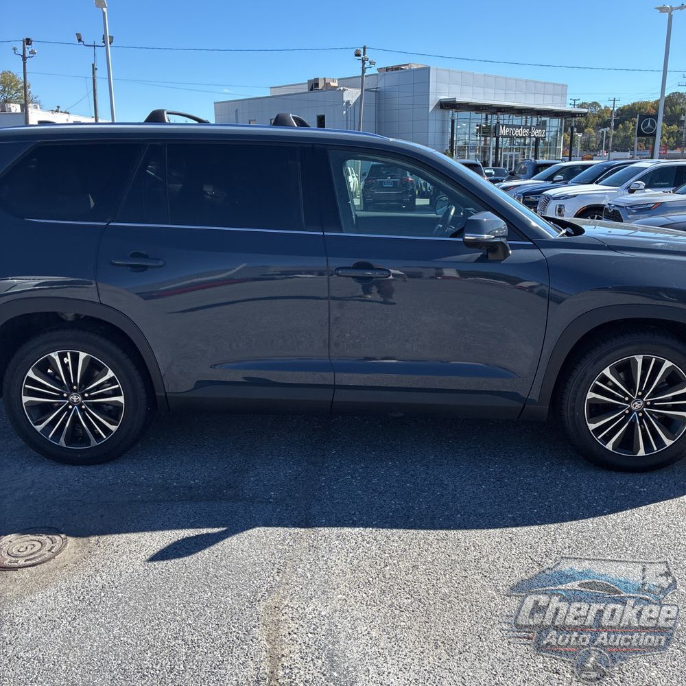 2024 Toyota Grand Highlander Hybrid MAX Platinum