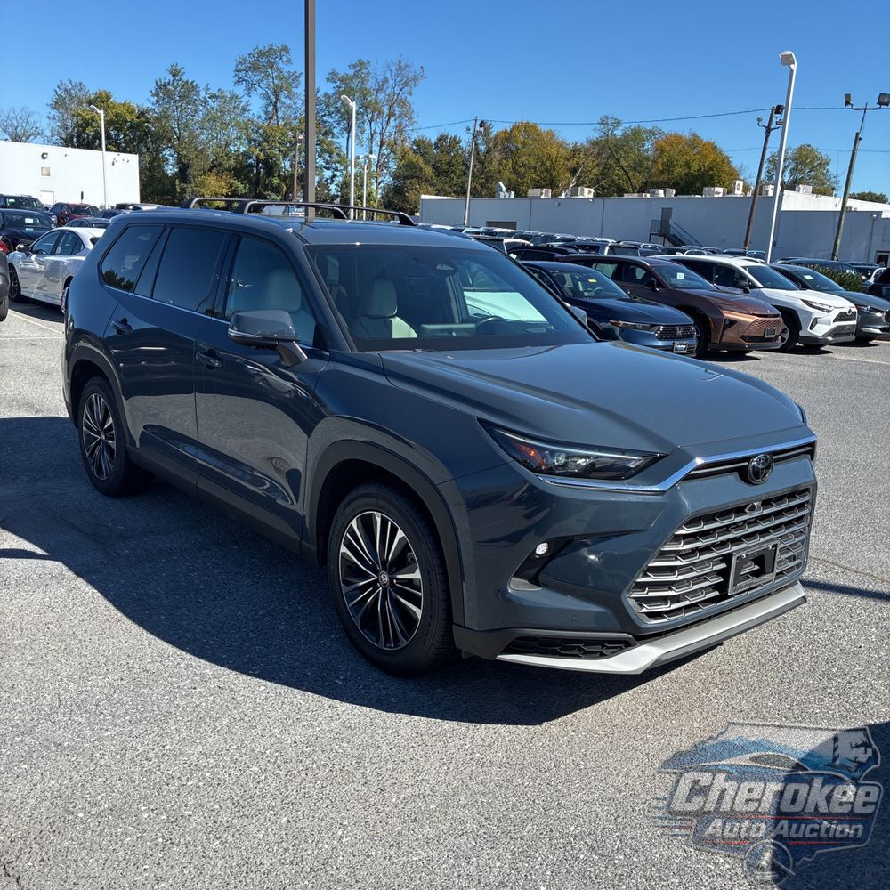 2024 Toyota Grand Highlander Hybrid MAX Platinum