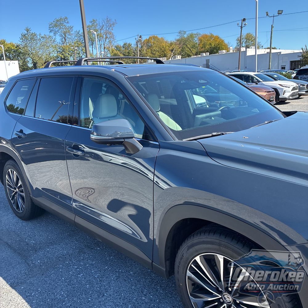 2024 Toyota Grand Highlander Hybrid MAX Platinum