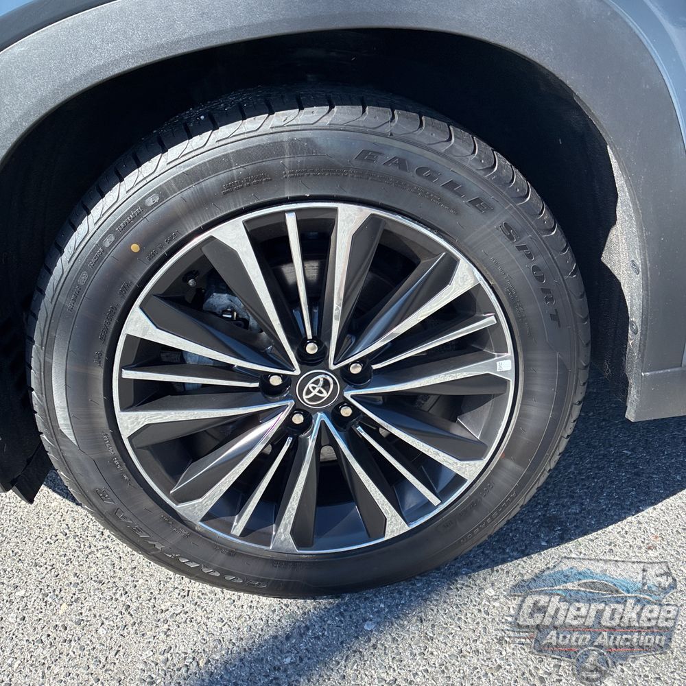 2024 Toyota Grand Highlander Hybrid MAX Platinum