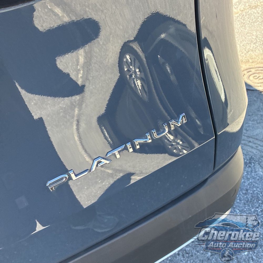2024 Toyota Grand Highlander Hybrid MAX Platinum