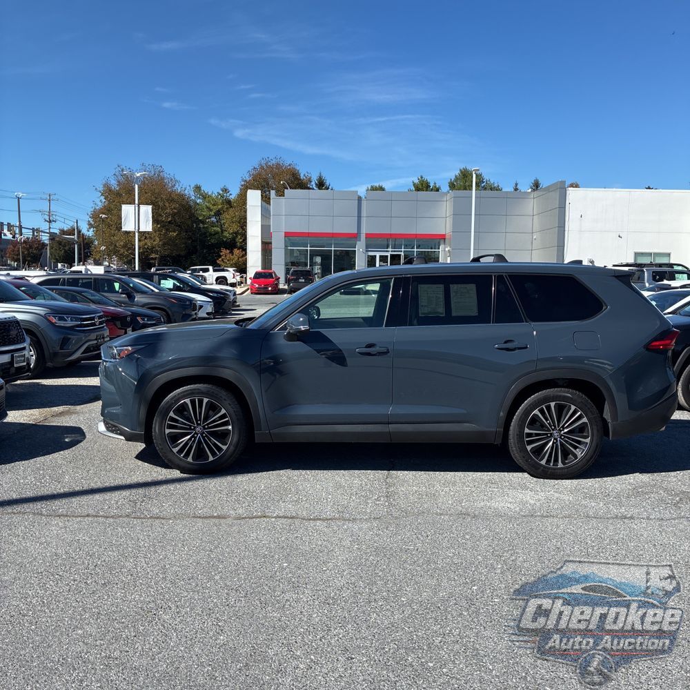 2024 Toyota Grand Highlander Hybrid MAX Platinum