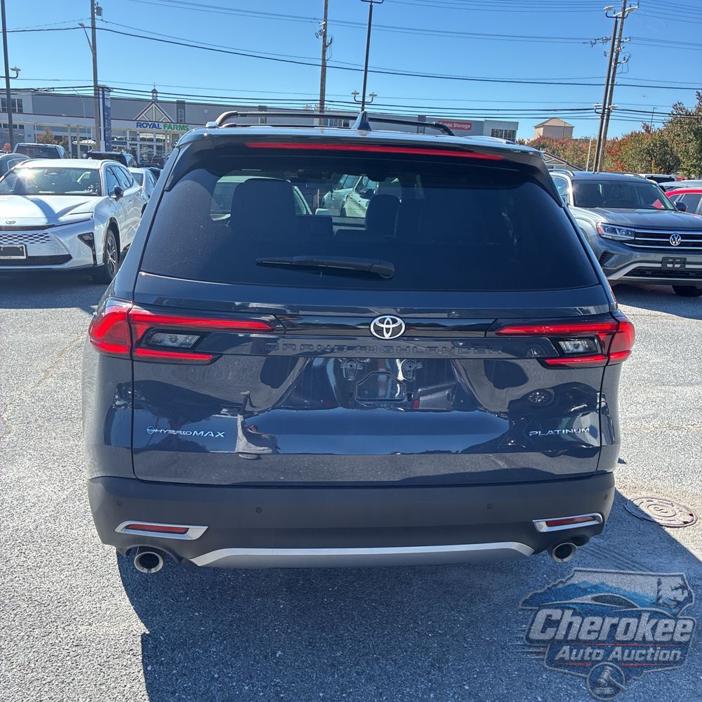 2024 Toyota Grand Highlander Hybrid MAX Platinum