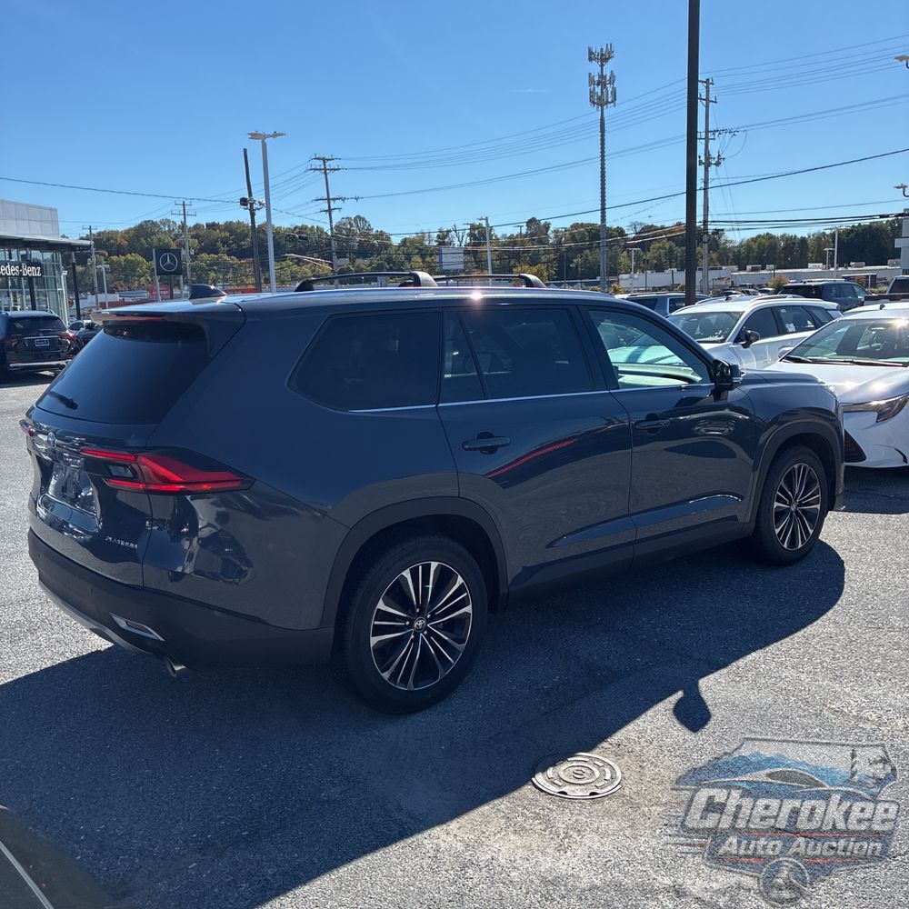 2024 Toyota Grand Highlander Hybrid MAX Platinum