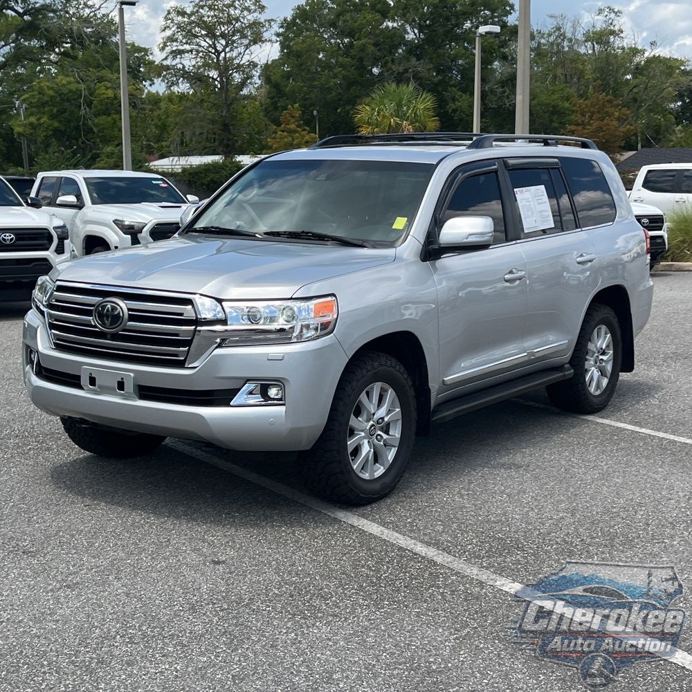 2020 Toyota Land Cruiser Base