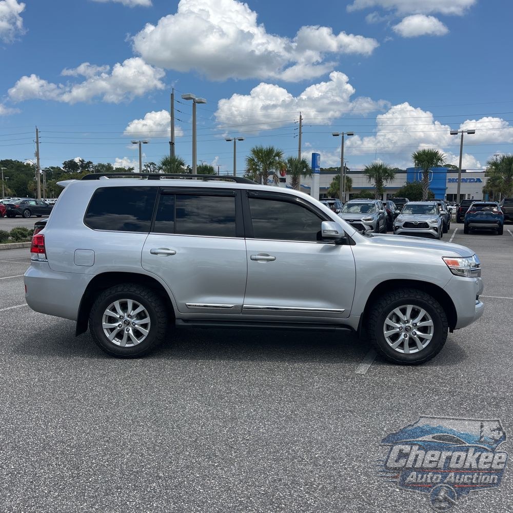 2020 Toyota Land Cruiser Base