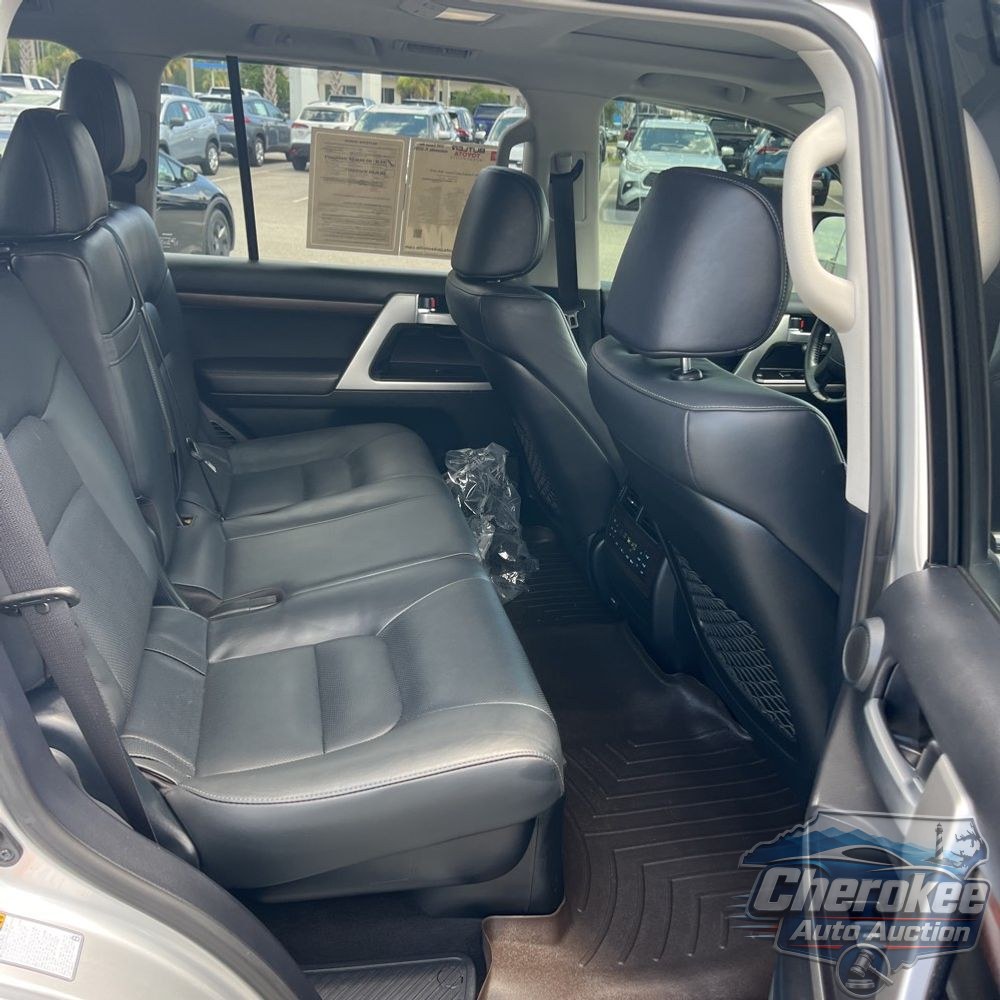 2020 Toyota Land Cruiser Base