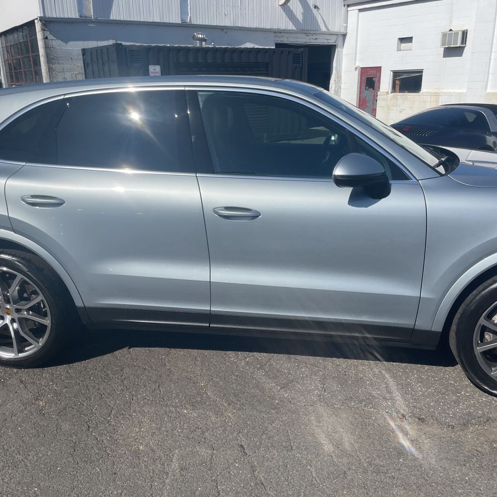 2022 Porsche Cayenne Base