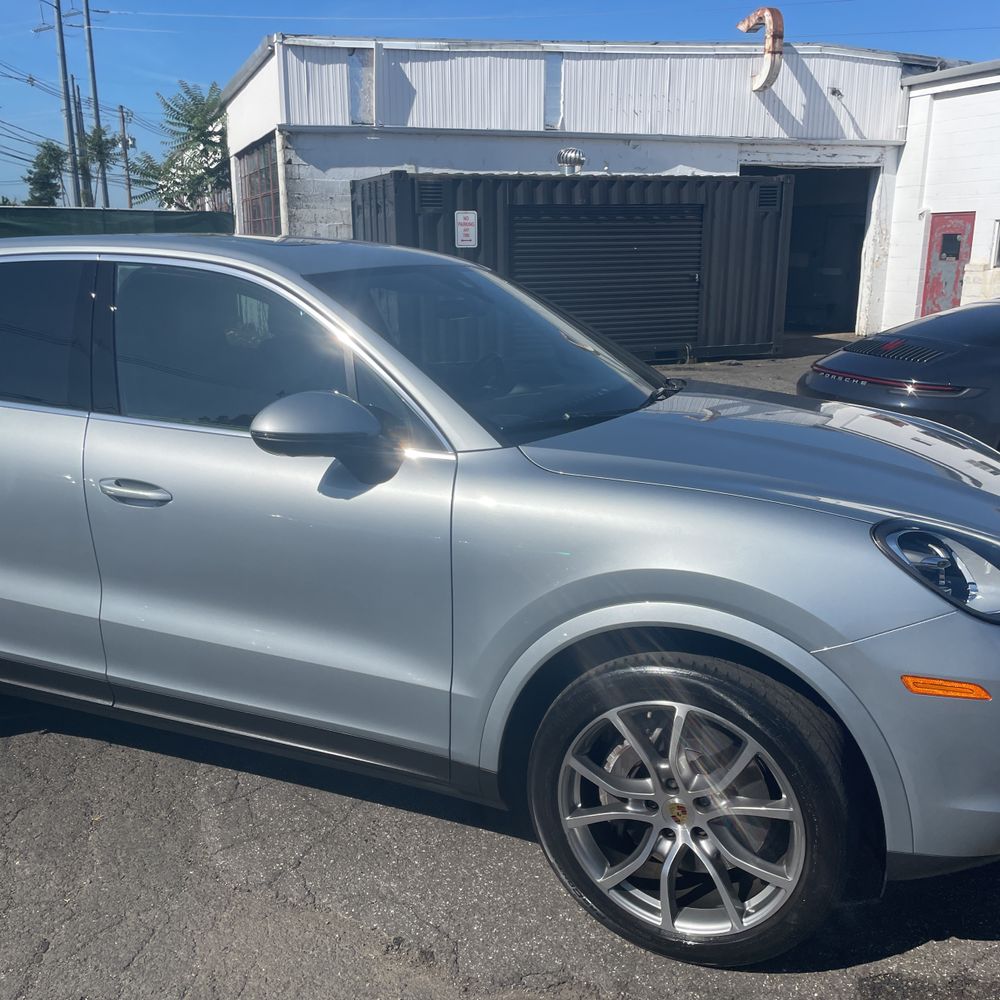 2022 Porsche Cayenne Base