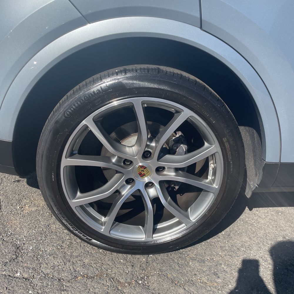 2022 Porsche Cayenne Base
