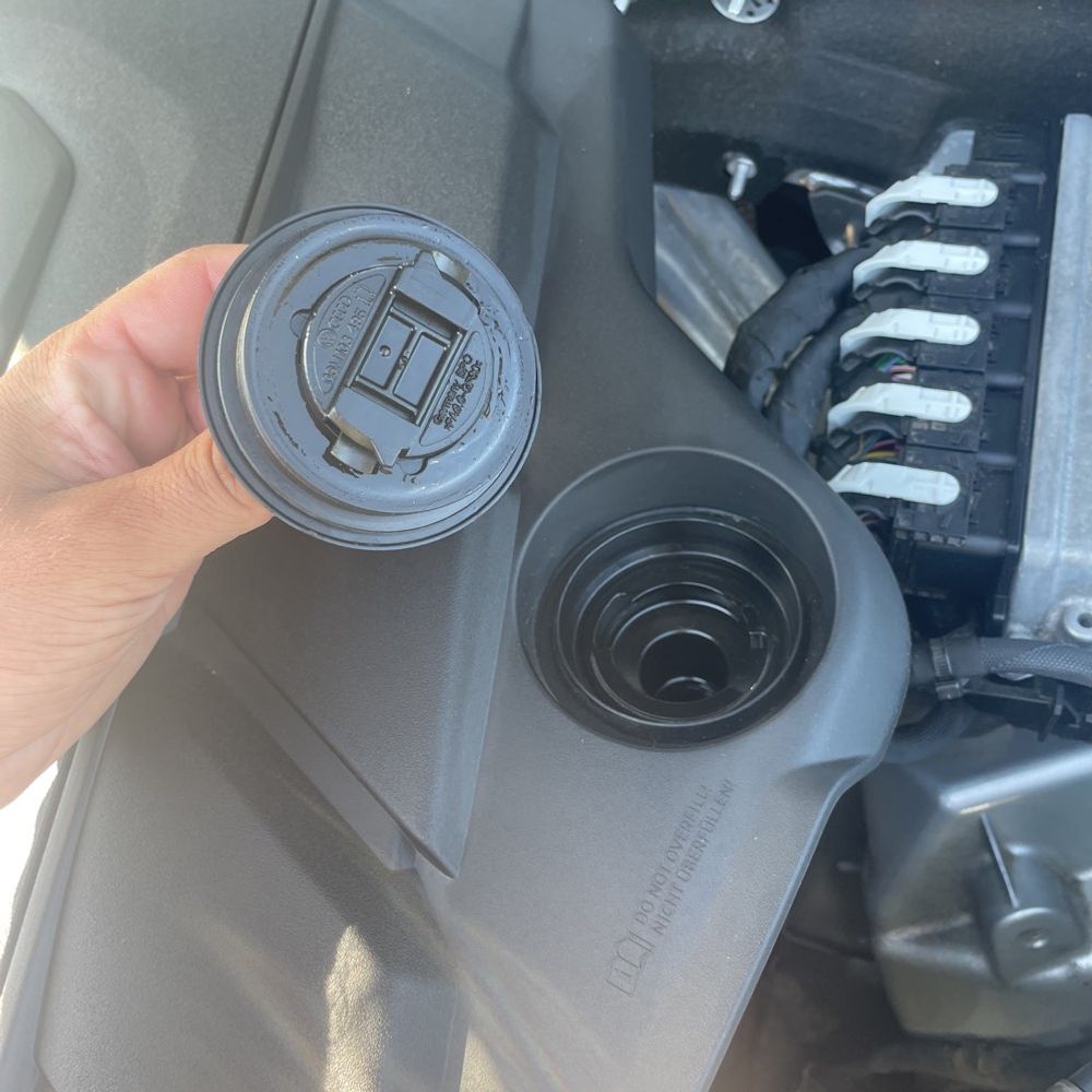 2022 Porsche Cayenne Base
