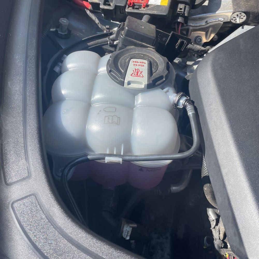 2022 Porsche Cayenne Base