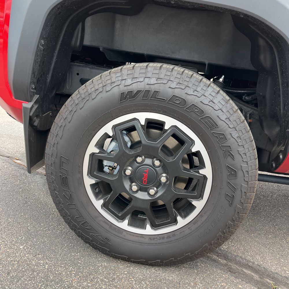 2024 Toyota Tacoma TRD Off-Road HV
