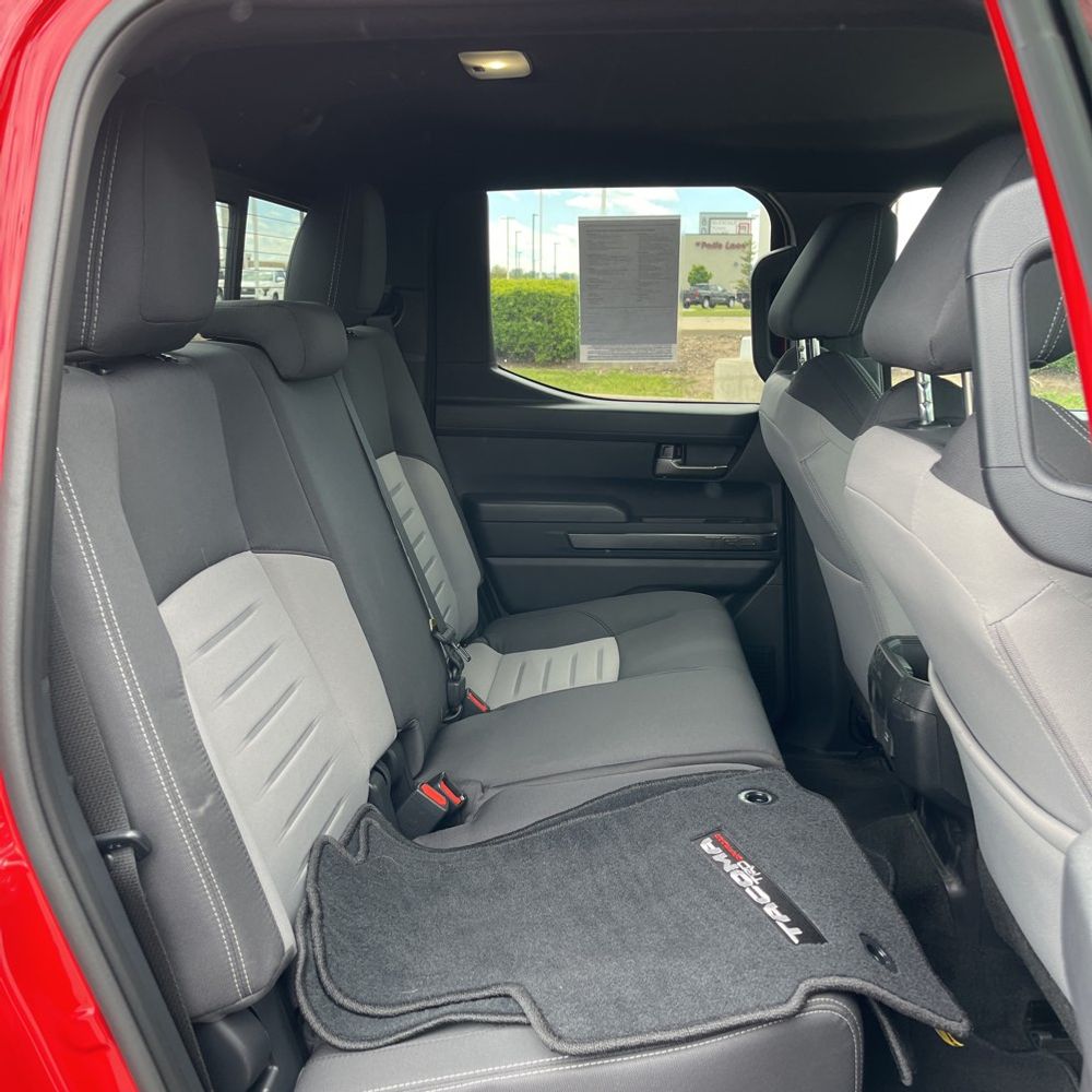 2024 Toyota Tacoma TRD Off-Road HV