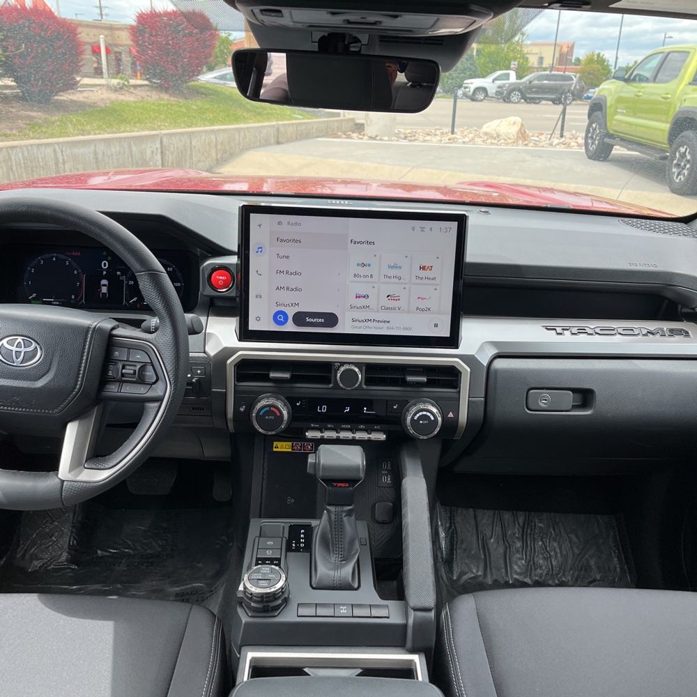 2024 Toyota Tacoma TRD Off-Road HV