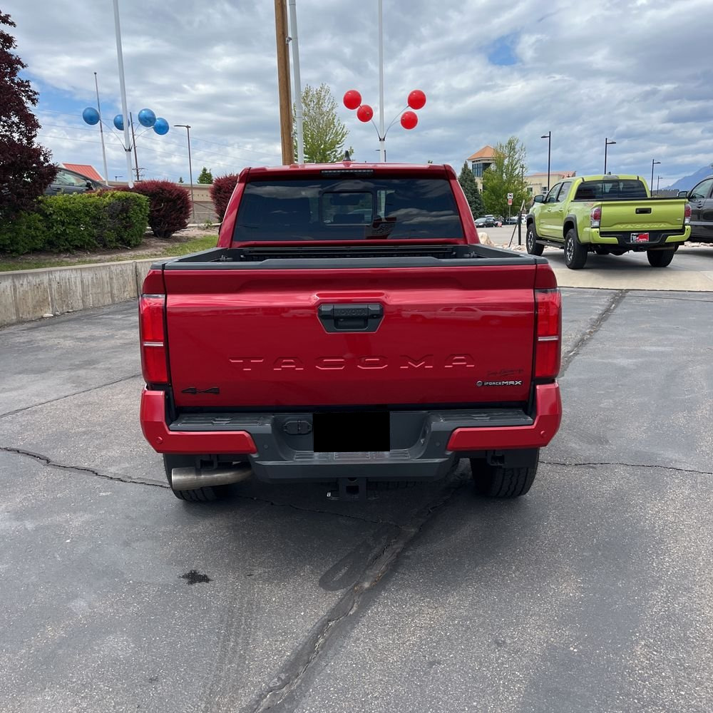 2024 Toyota Tacoma TRD Off-Road HV