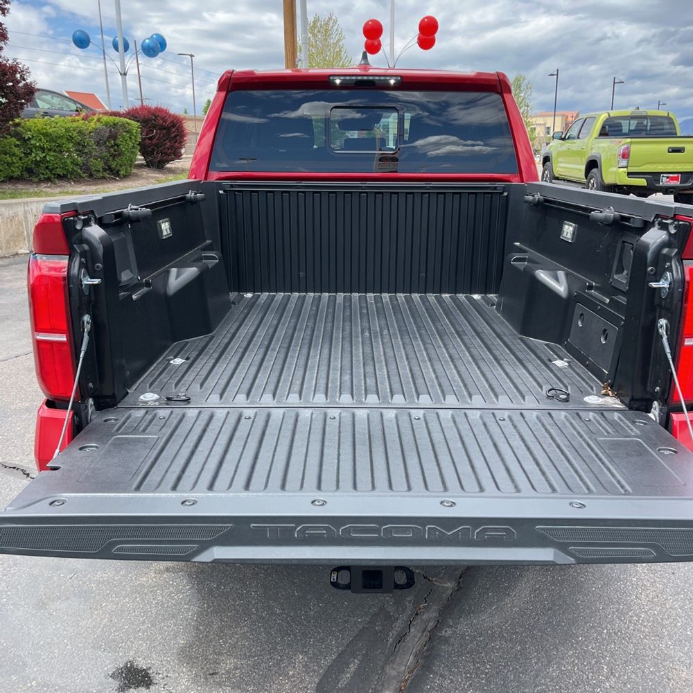 2024 Toyota Tacoma TRD Off-Road HV