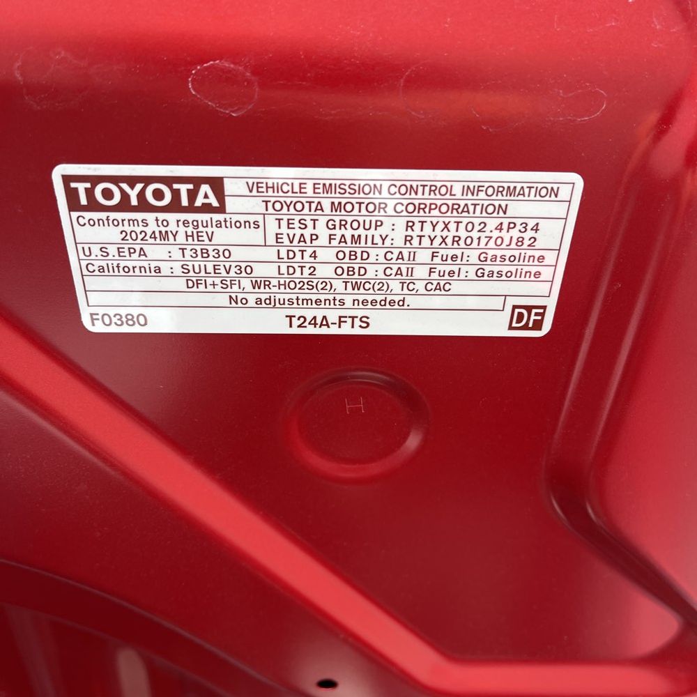 2024 Toyota Tacoma TRD Off-Road HV