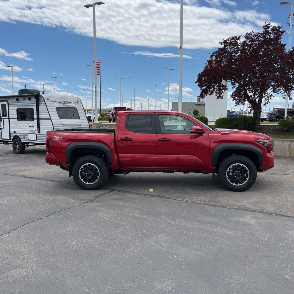 2024 Toyota Tacoma TRD Off-Road HV