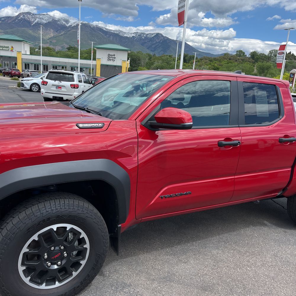 2024 Toyota Tacoma TRD Off-Road HV