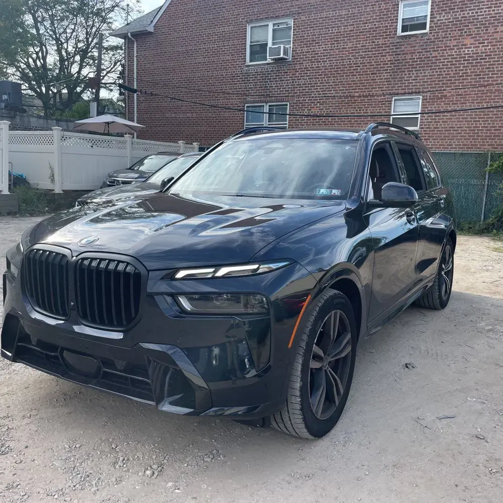 2024 BMW X7