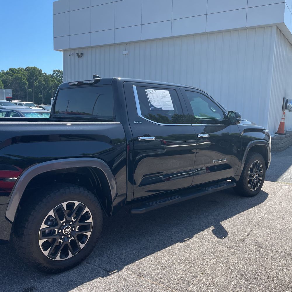 2024 Toyota Tundra Limited HV