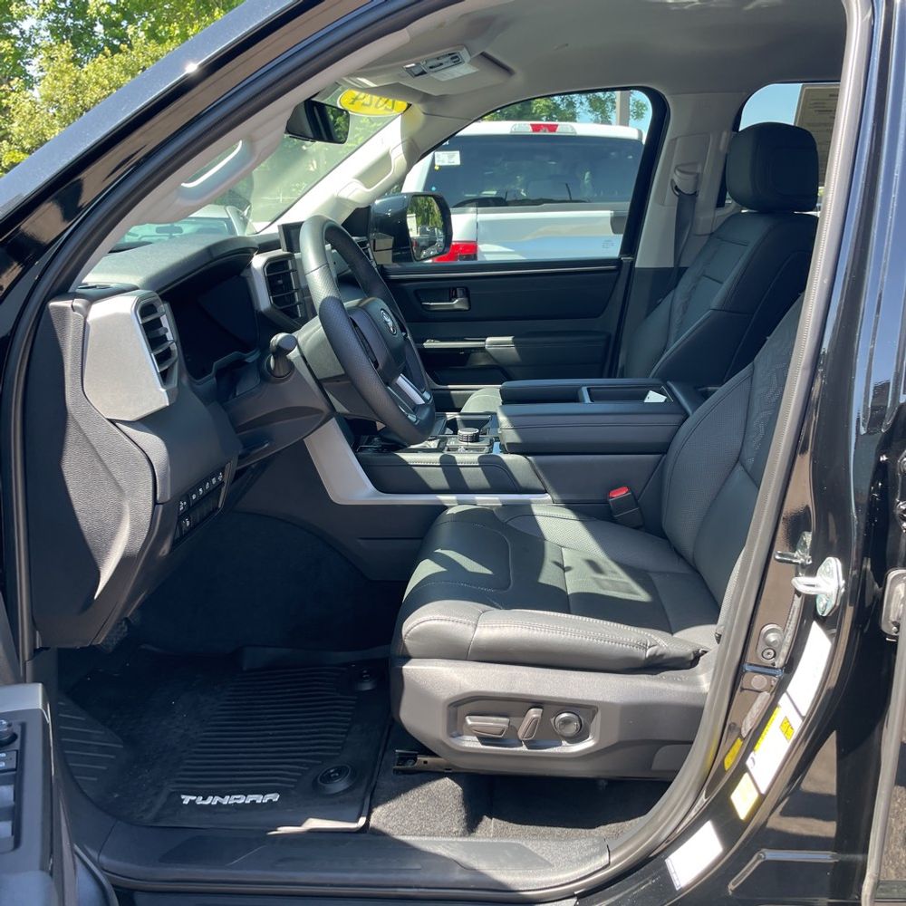 2024 Toyota Tundra Limited HV