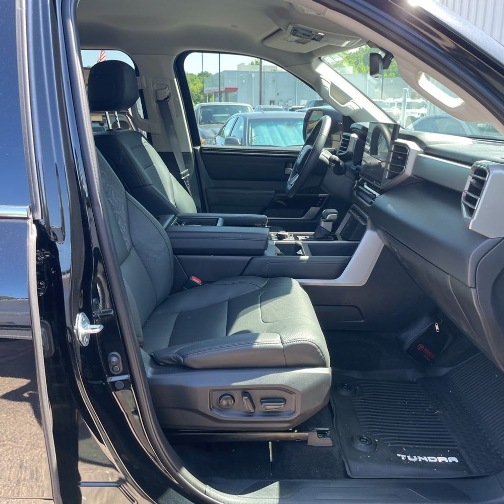2024 Toyota Tundra Limited HV