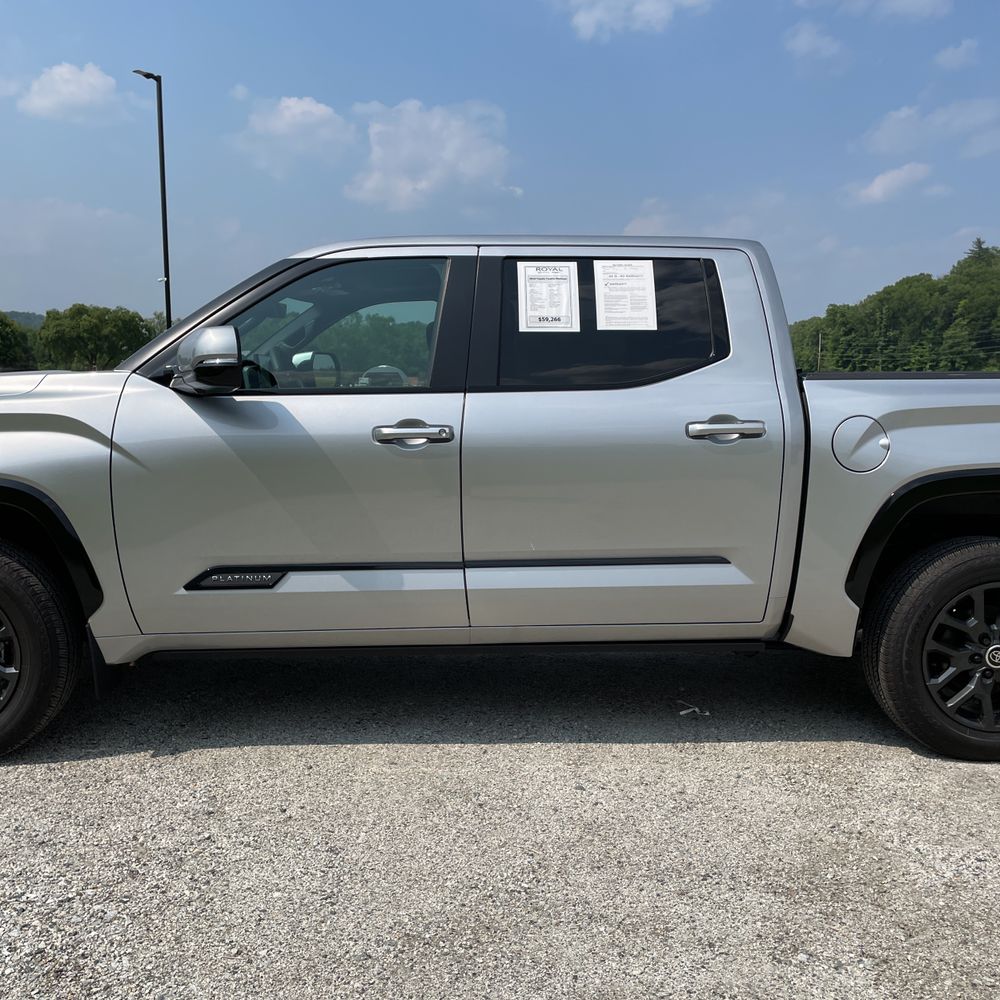 2024 Toyota Tundra Platinum