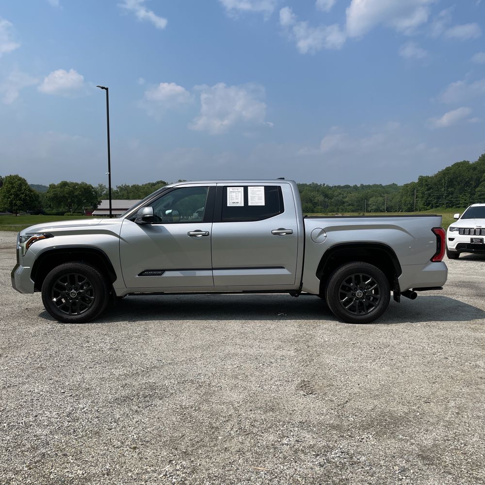 2024 Toyota Tundra Platinum