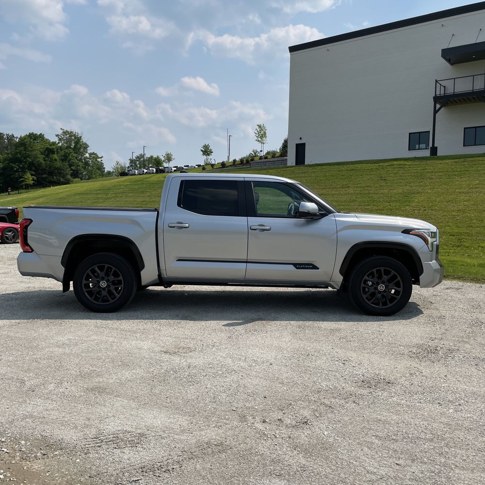 2024 Toyota Tundra Platinum