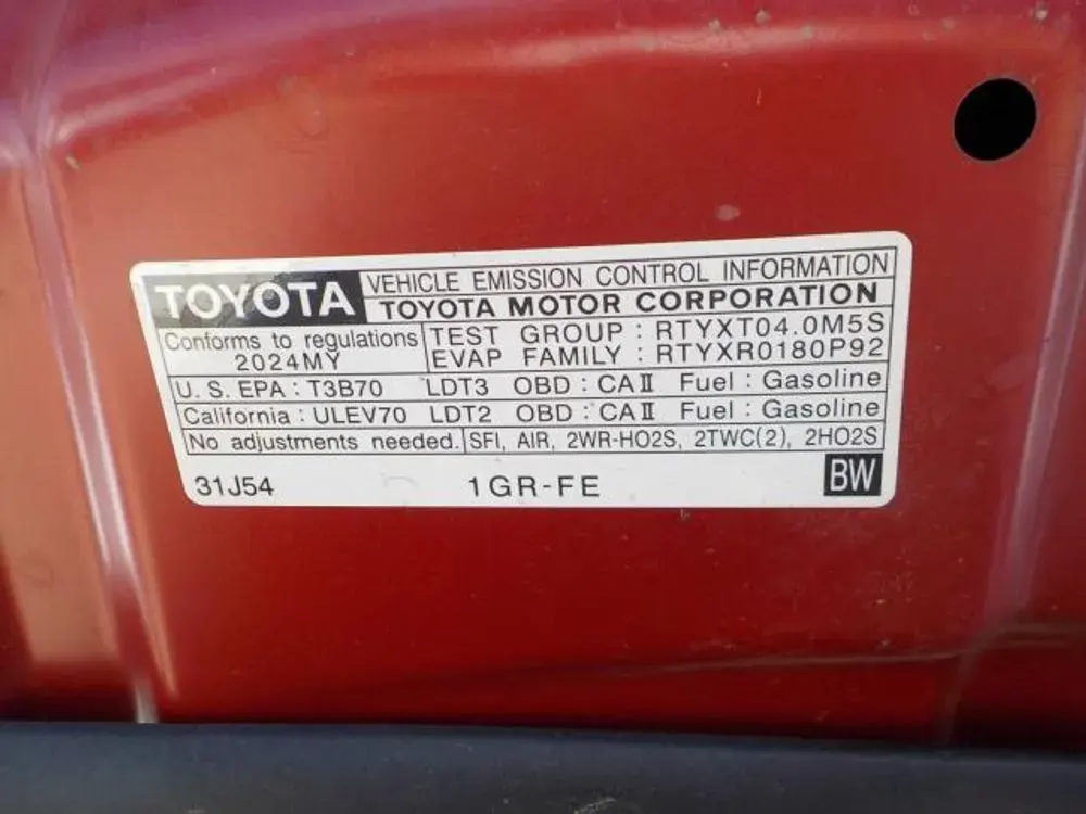 2024 Toyota 4Runner TRD Off Road