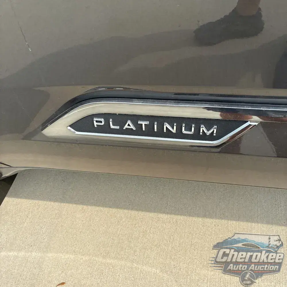 2025 Toyota Tundra Platinum HV