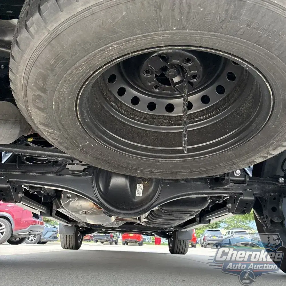 2025 Toyota Tundra Platinum HV