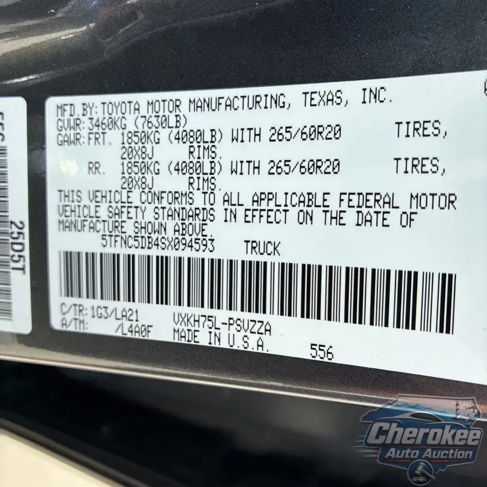2025 Toyota Tundra Platinum HV