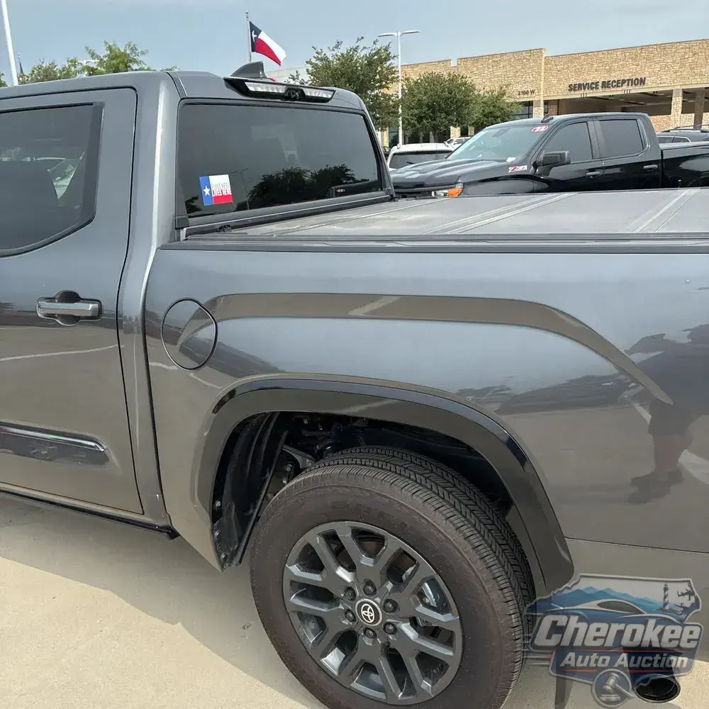 2025 Toyota Tundra Platinum HV