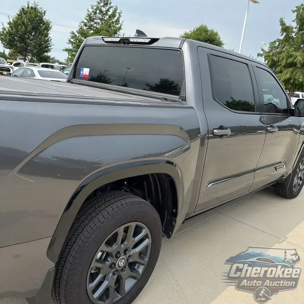 2025 Toyota Tundra Platinum HV
