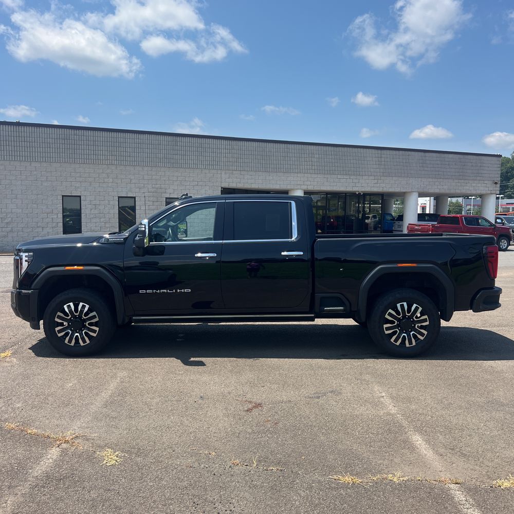 2024 GMC Sierra 2500HD Denali Ultimate