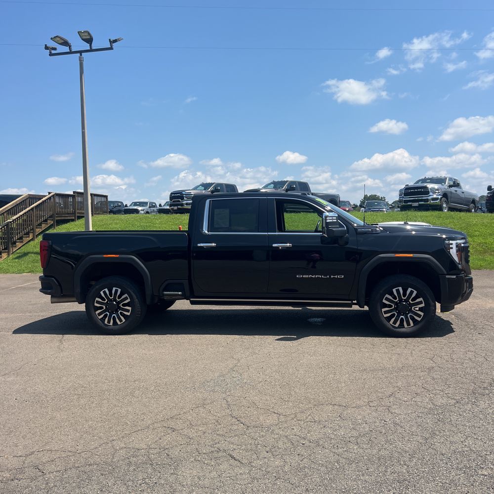 2024 GMC Sierra 2500HD Denali Ultimate