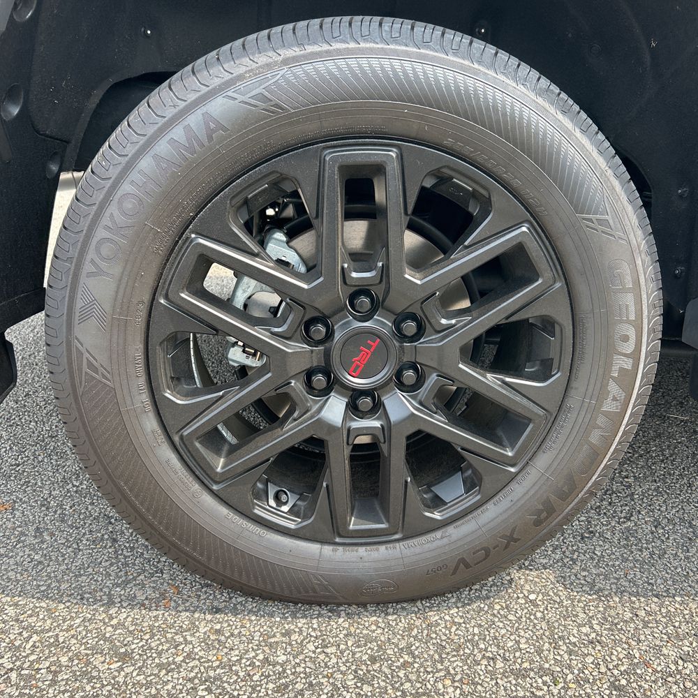 2024 Toyota Sequoia SR5
