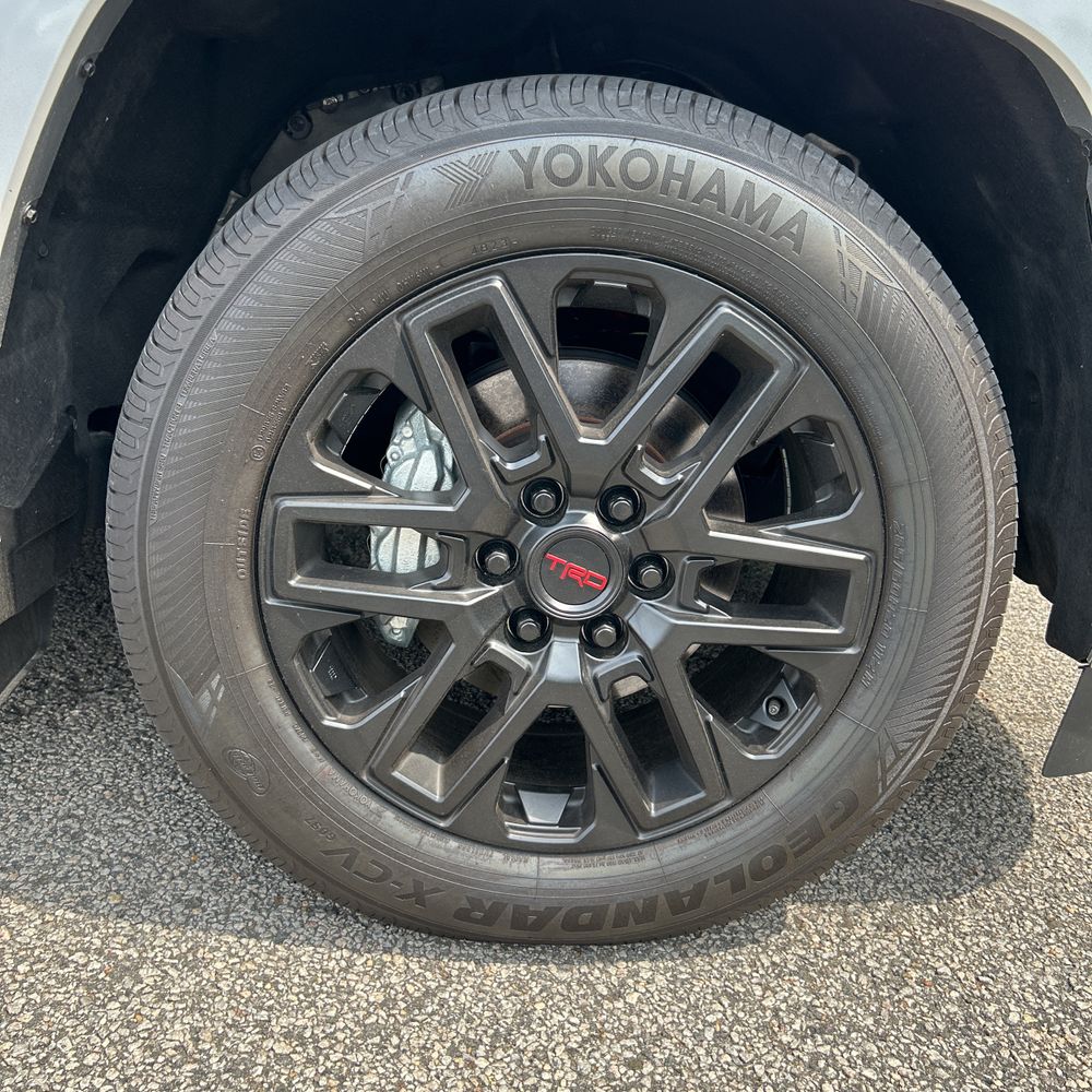 2024 Toyota Sequoia SR5